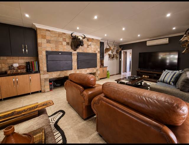 3 BEDROOM HOUSE FOR SALE IN MEYERTON EXT 6